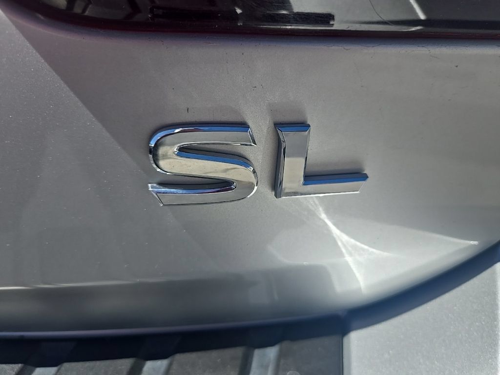 Used 2024 Nissan Armada SL w/ Captain's Chairs Package AWD/4WD image 43