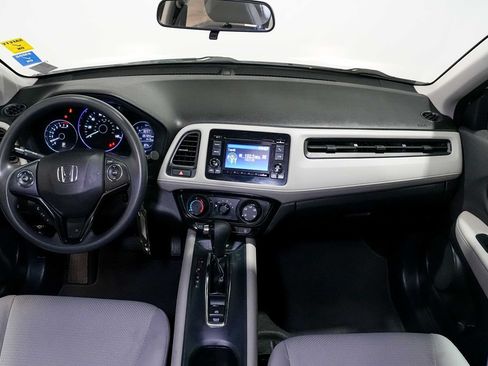 Used 2020 Honda HR-V LX image 24