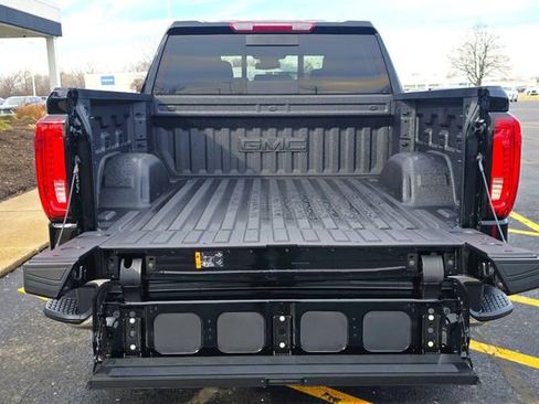 New 2026 GMC Sierra 1500 SLT w/ SLT Premium Plus Package AWD/4WD image 8