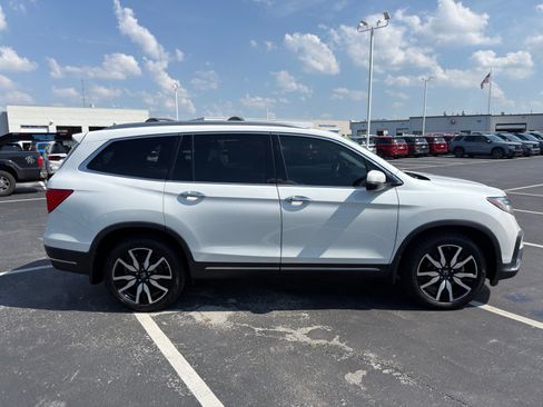 Used 2022 Honda Pilot Touring image 7