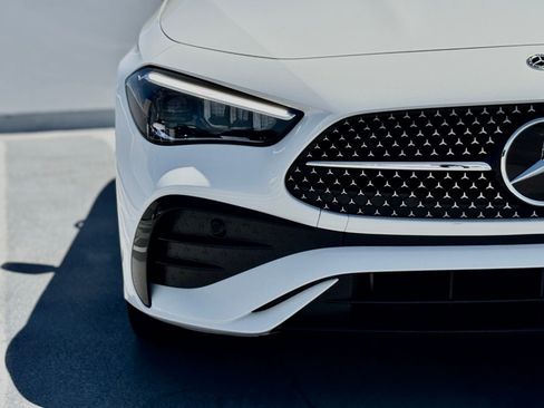 New 2026 Mercedes-Benz CLE 300 4MATIC Cabriolet image 8