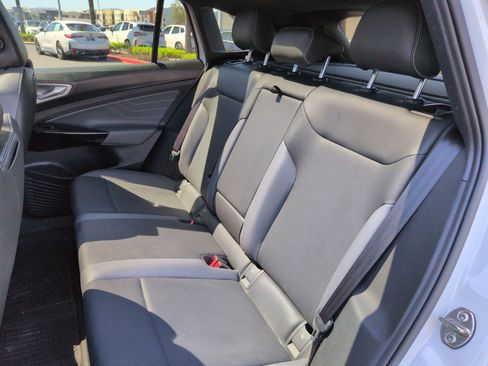 Used 2023 Volkswagen ID.4 Pro S AWD/4WD image 30