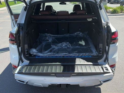 New 2026 BMW X5 xDrive50e AWD/4WD image 13