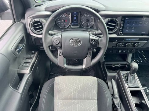 Used 2023 Toyota Tacoma TRD Sport image 15
