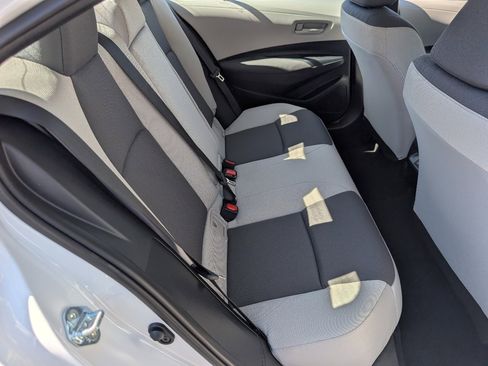 Used 2026 Toyota Corolla LE image 5