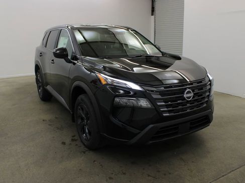 New 2026 Nissan Rogue SV FWD image 6