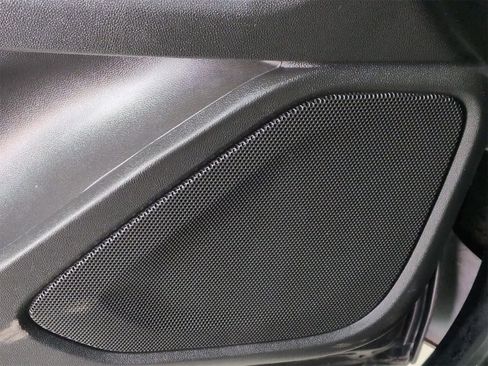 Used 2020 GMC Terrain SLT image 27