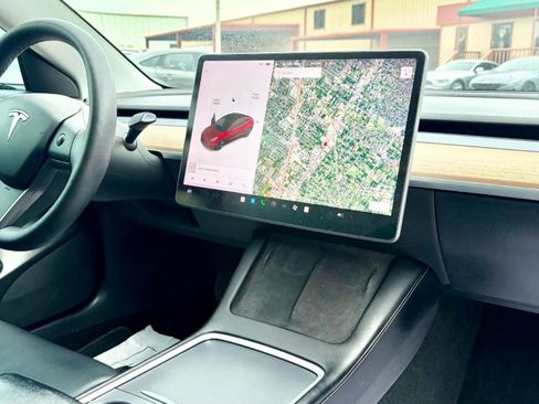 Used 2022 Tesla Model 3 Long Range AWD/4WD image 15