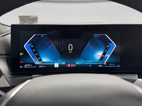 Used 2023 BMW 330e xDrive w/ Premium Package image 10