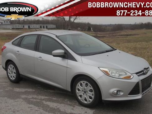 Used 2012 Ford Focus SE image 1