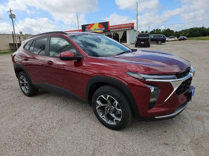 Used 2025 Chevrolet Trax LT
