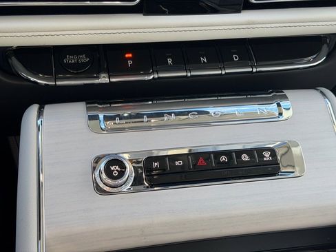 New 2026 Lincoln Aviator Reserve AWD/4WD image 34