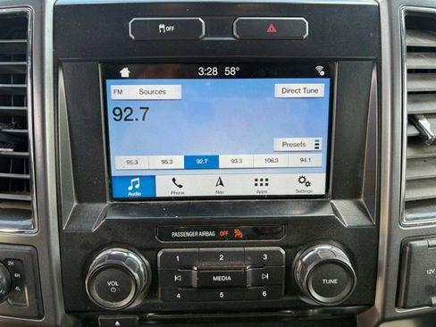 Used 2017 Ford F150 XLT w/ Equipment Group 302A Luxury AWD/4WD image 17