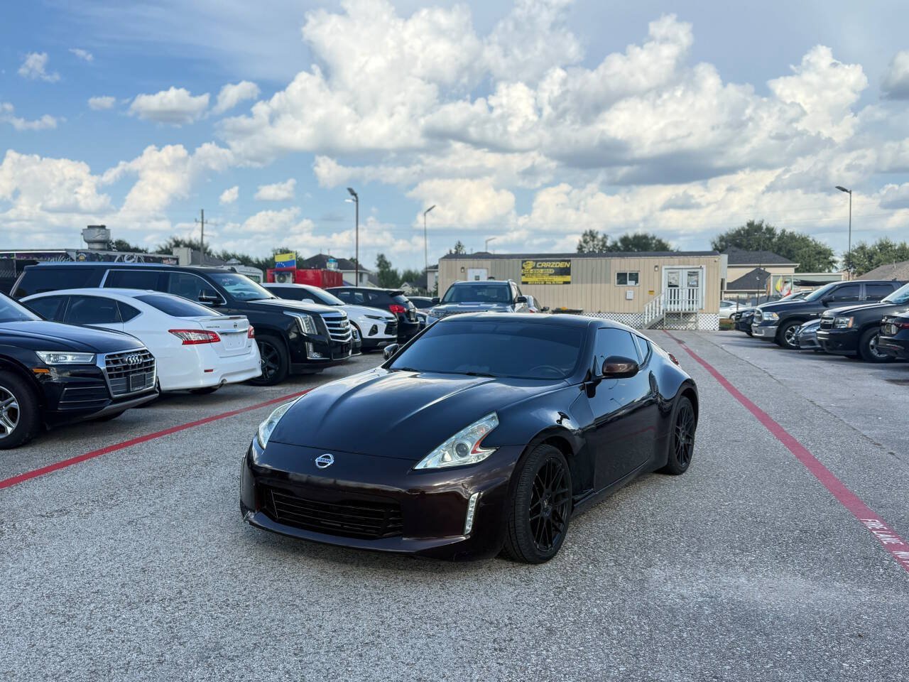 Used 2016 Nissan 370Z Coupe RWD image 2