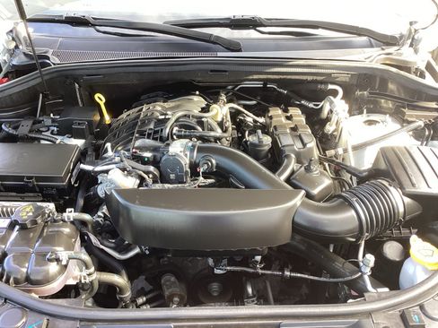 Used 2024 Dodge Durango SXT image 23