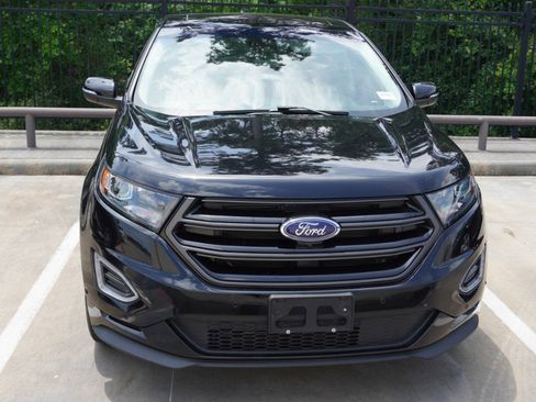 Used 2017 Ford Edge Sport w/ Equipment Group 401A AWD/4WD image 2