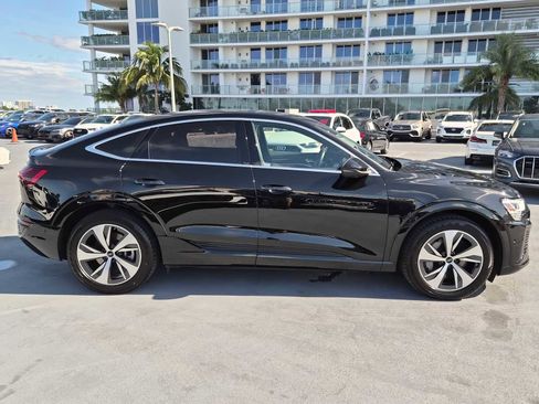 Certified 2024 Audi Q8 e-tron Premium Plus w/ Premium Plus Package image 7