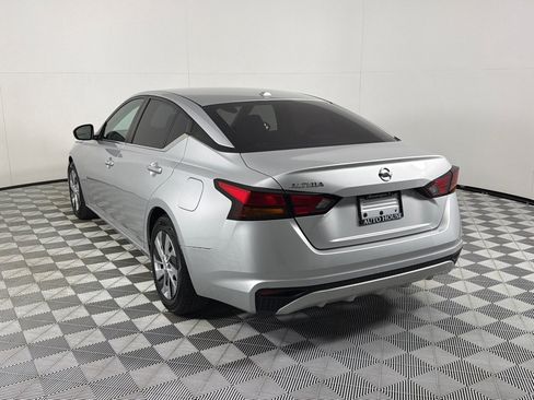 Used 2020 Nissan Altima 2.5 S FWD image 7