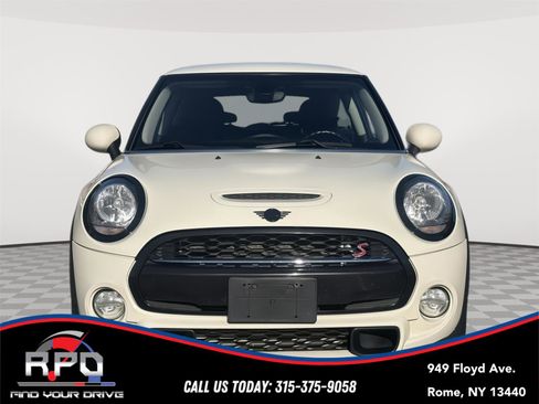 Used 2019 MINI Cooper S w/ Signature Upholstery Package image 8