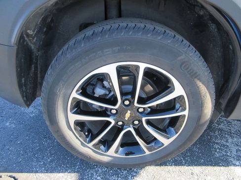 Certified 2024 Chevrolet TrailBlazer LT w/ Driver Confidence Package image 9