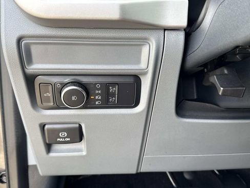 Used 2023 Ford F150 XLT AWD/4WD image 32
