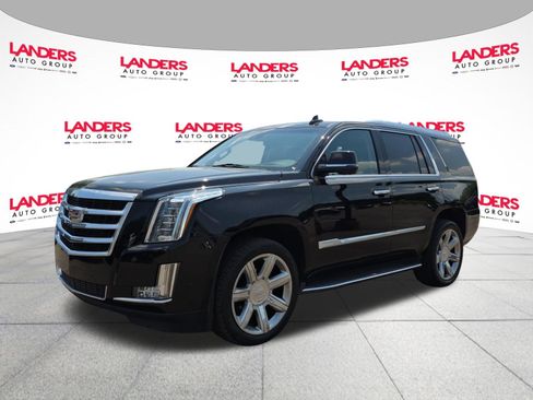 Used 2020 Cadillac Escalade Luxury AWD/4WD image 7