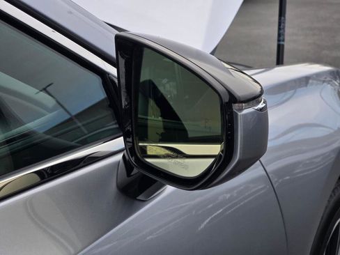 Used 2025 Lexus ES 300h w/ Premium Package image 29