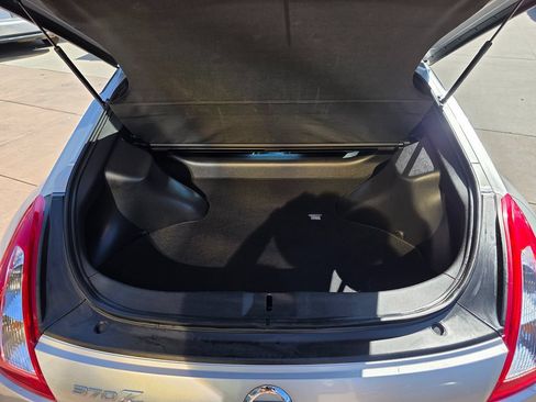 Used 2012 Nissan 370Z Touring RWD image 19