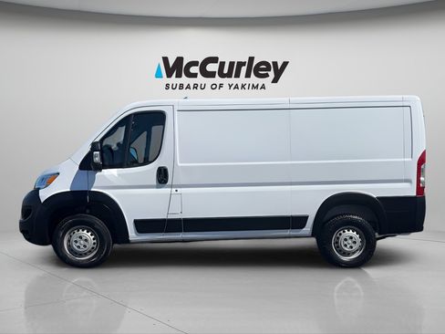 Used 2025 RAM ProMaster 2500 w/ Convenience Group FWD image 7