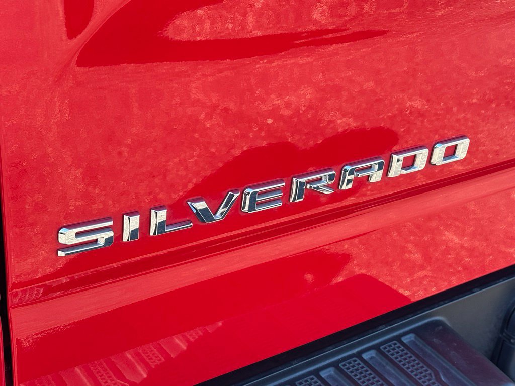 Used 2025 Chevrolet Silverado 1500 LT AWD/4WD image 20