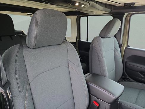 New 2026 Jeep Wrangler Unlimited Sport AWD/4WD image 33