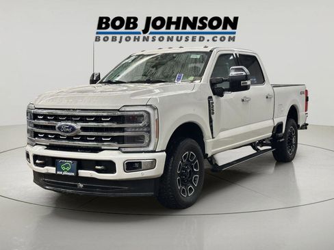 Used 2023 Ford F250 Platinum image 6