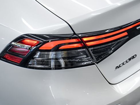 Used 2023 Honda Accord EX image 14