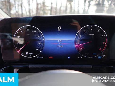 Used 2025 Mercedes-Benz GLA 250 4MATIC image 39