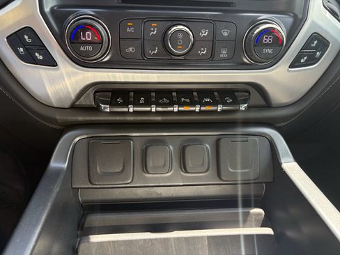 Used 2018 GMC Sierra 1500 SLT AWD/4WD image 26