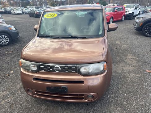 Used 2011 Nissan Cube 1.8 SL w/ Interior Designer Pkg FWD image 3