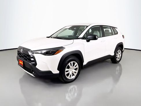 Certified 2026 Toyota Corolla Cross L AWD/4WD image 3