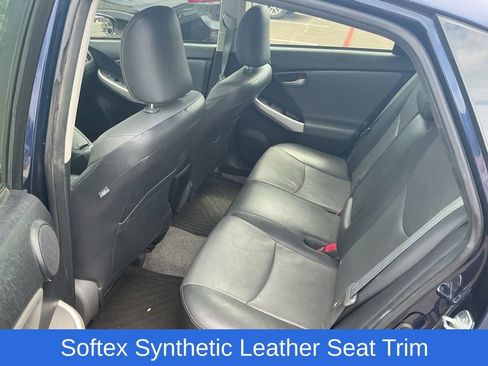 Used 2014 Toyota Prius Five FWD image 5