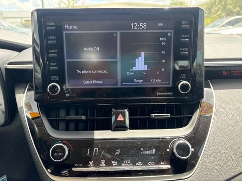 Used 2022 Toyota Corolla LE FWD image 23