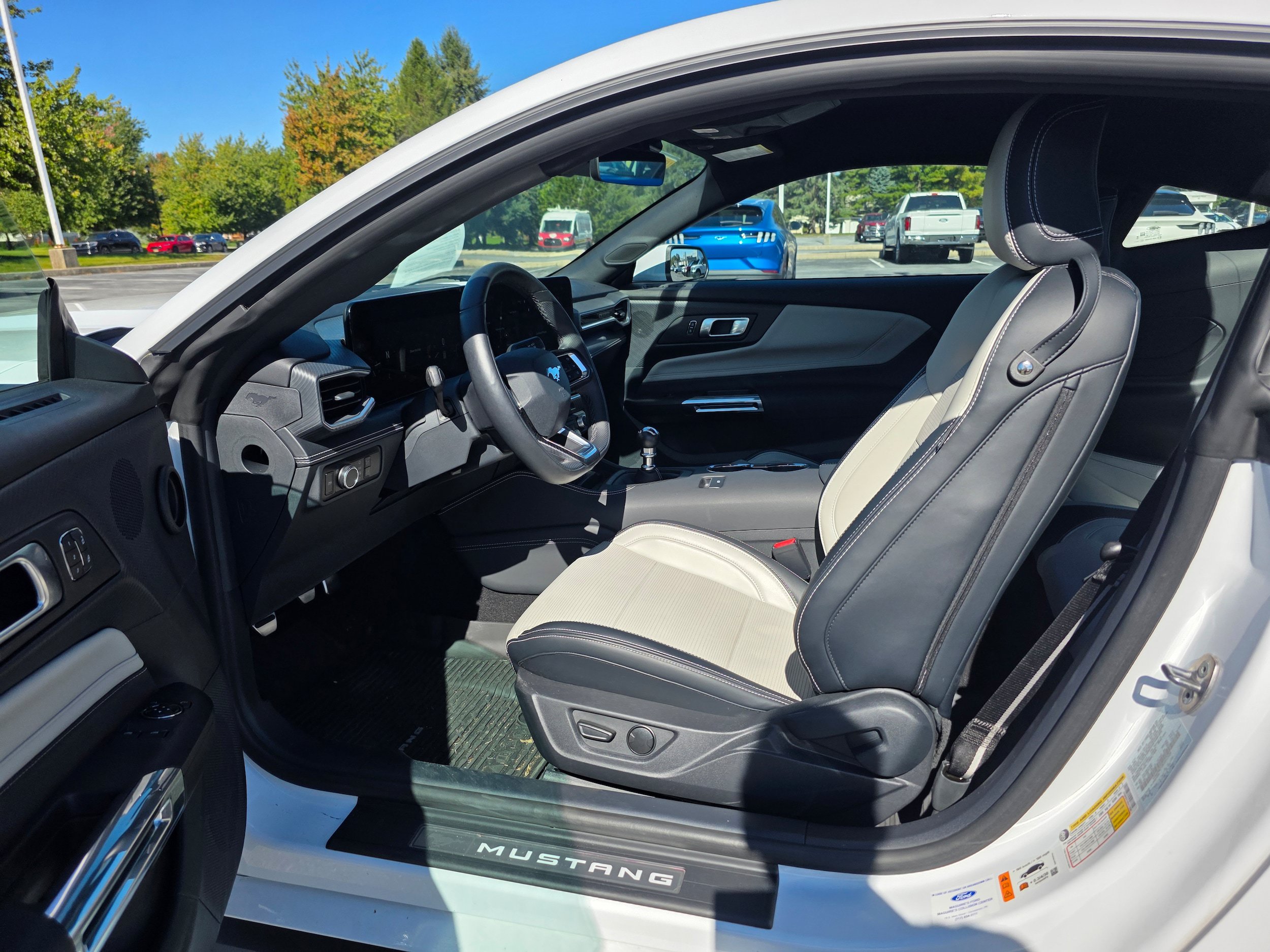 Used 2024 Ford Mustang GT Premium RWD image 18