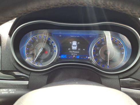 Used 2021 Chrysler 300 S RWD image 17