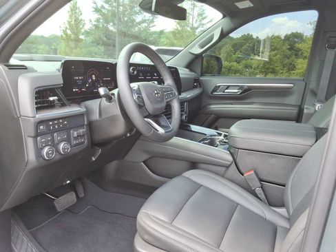 Certified 2026 Chevrolet Tahoe Z71 w/ Z71 Off-Road Package AWD/4WD image 25