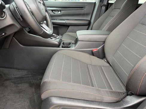 Used 2025 Honda CR-V Sport image 11