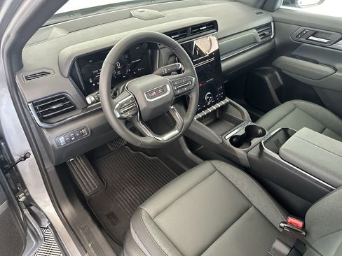 New 2026 GMC Terrain AT4 w/ Technology Package II AWD/4WD image 13