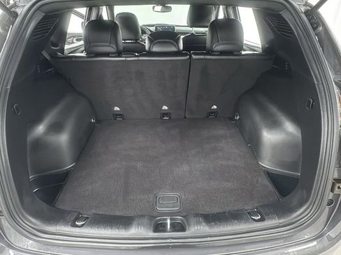 Used 2024 Jeep Compass Limited image 15