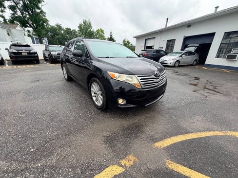 Used 2010 Toyota Venza AWD w/ Convenience Pkg image 17