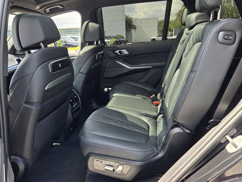 Certified 2025 BMW X7 xDrive40i w/ M Sport Package AWD/4WD image 11