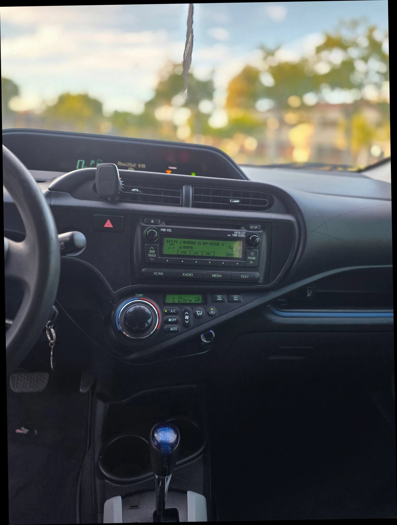 Used 2013 Toyota Prius C Two FWD image 21