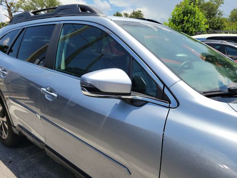 Used 2020 Subaru Outback Limited AWD/4WD image 9