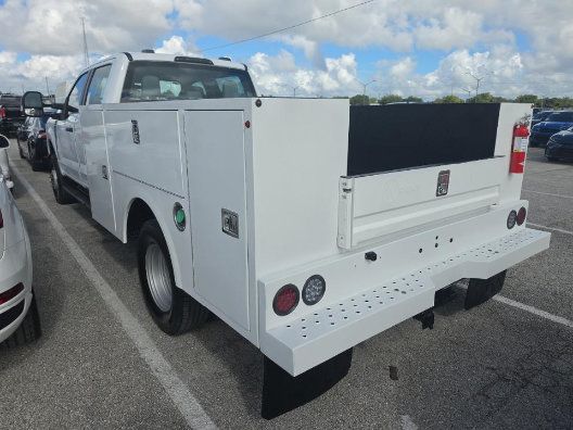 Used 2025 Ford F350 XL AWD/4WD image 4